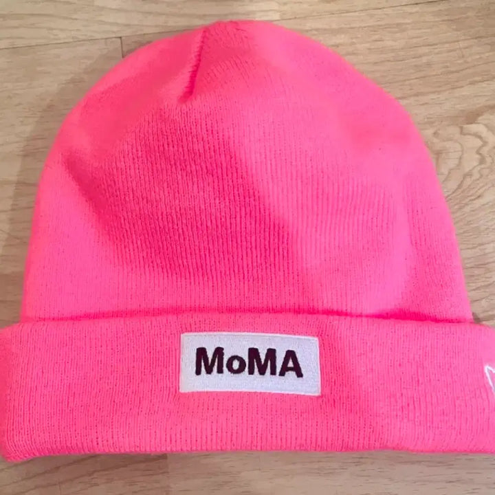 [BUNJANG] New Era MoMA Collaboration Neon Pink Beanie / MoMA X뉴에라 핑크 비니 모마콜라보