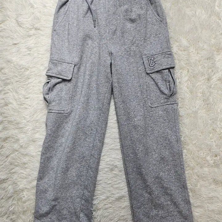 [BUNJANG] MLB Grey Logo Detail Cargo Jogger Pants / 엠엘비 회색 로고 포인트 카고 조거팬츠