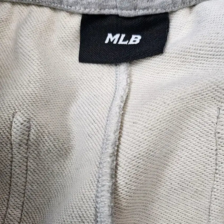 [BUNJANG] MLB Grey Logo Detail Cargo Jogger Pants / 엠엘비 회색 로고 포인트 카고 조거팬츠