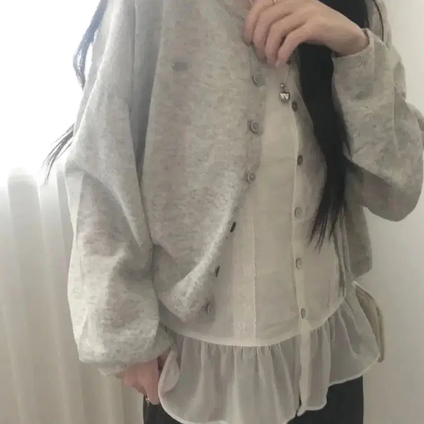 [BUNJANG] Linen Crop Cardigan (Gray) / 린넨 펜던트 크롭 긴팔 가디건(그레이)