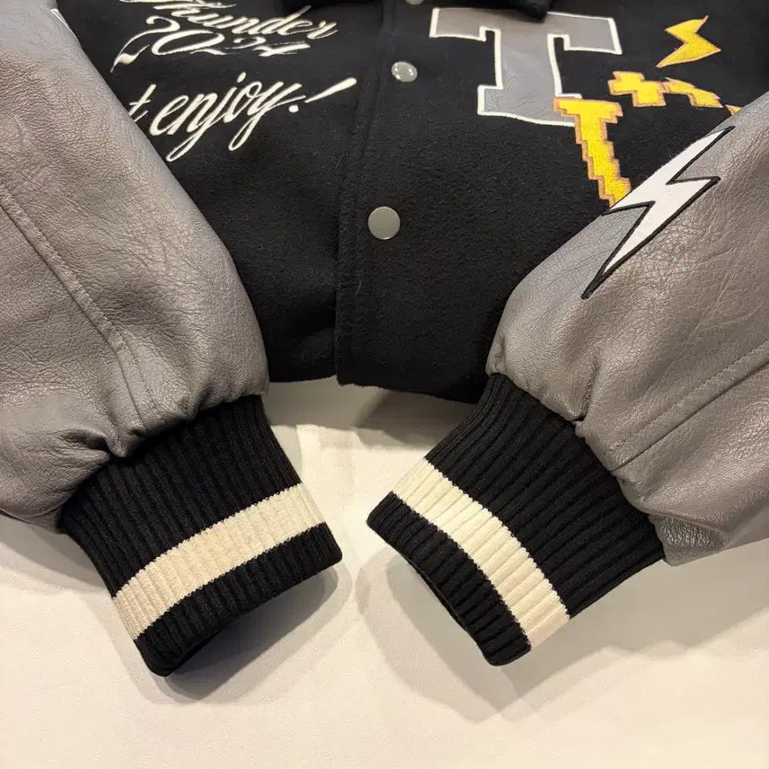 [BUNJANG] ATEEZ Treasure 2024 Black Varsity Jacket / 에이티즈 트레져 2024 블랙 바시티 자켓