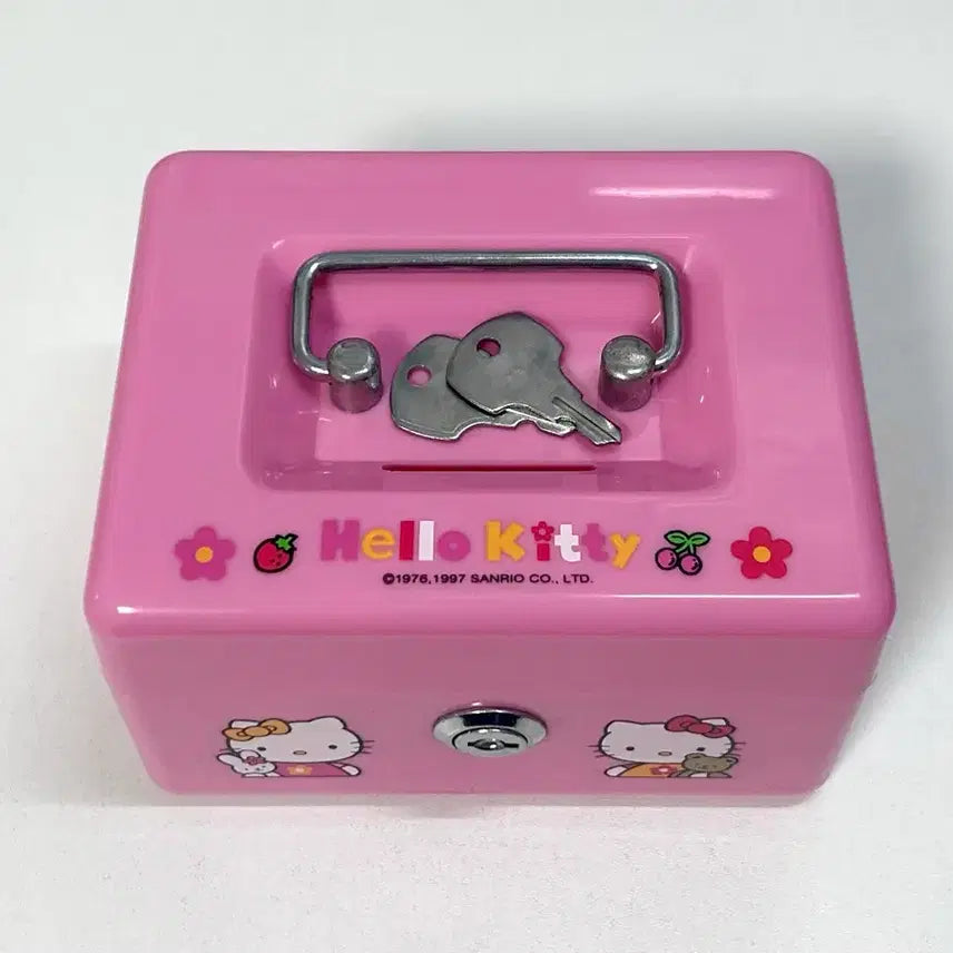 [BUNJANG] Vintage Hello Kitty 2-Tier Pink Storage Box / 고전키티 고전 키티 자물쇠 2단 핑크 보관함 양도