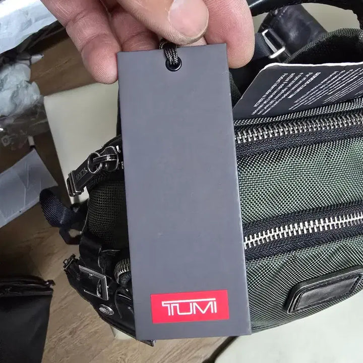 [BUNJANG] TUMI Knox Backpack Khaki / TUMI 투미 백팩 카키색. 녹스 신형