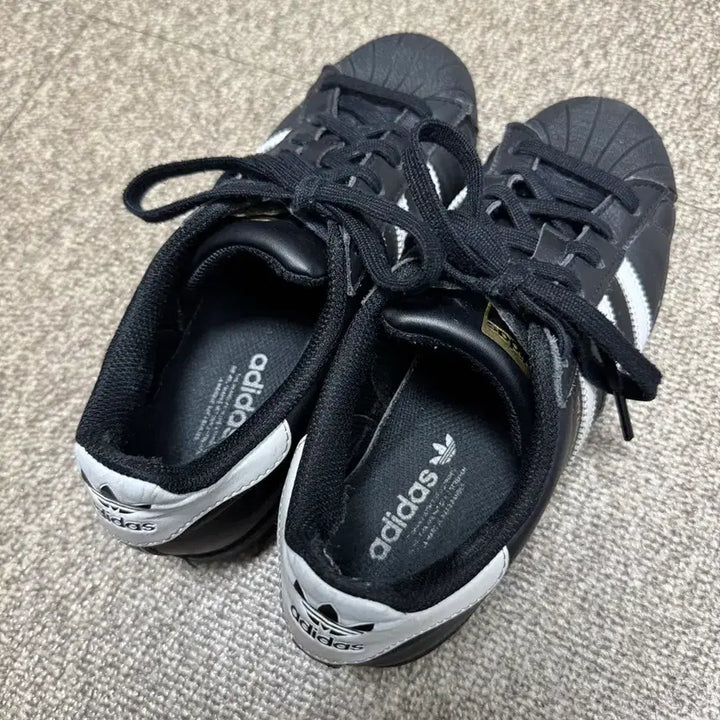 [BUNJANG] Adidas Superstar Black Sneakers (240mm) / 아디다스 슈퍼스타 운동화 블랙 스니커즈 사이즈 240mm