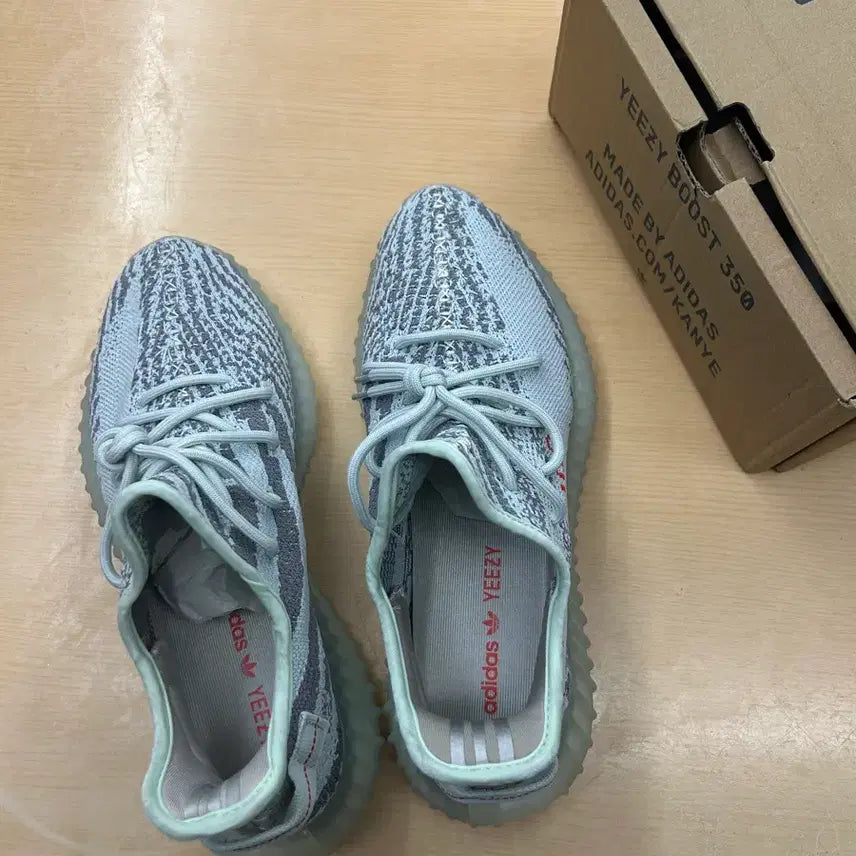 [SOLD OUT] (새상품) 280 아디다스 이지 부스트 350 V2 블루 틴트 2021/