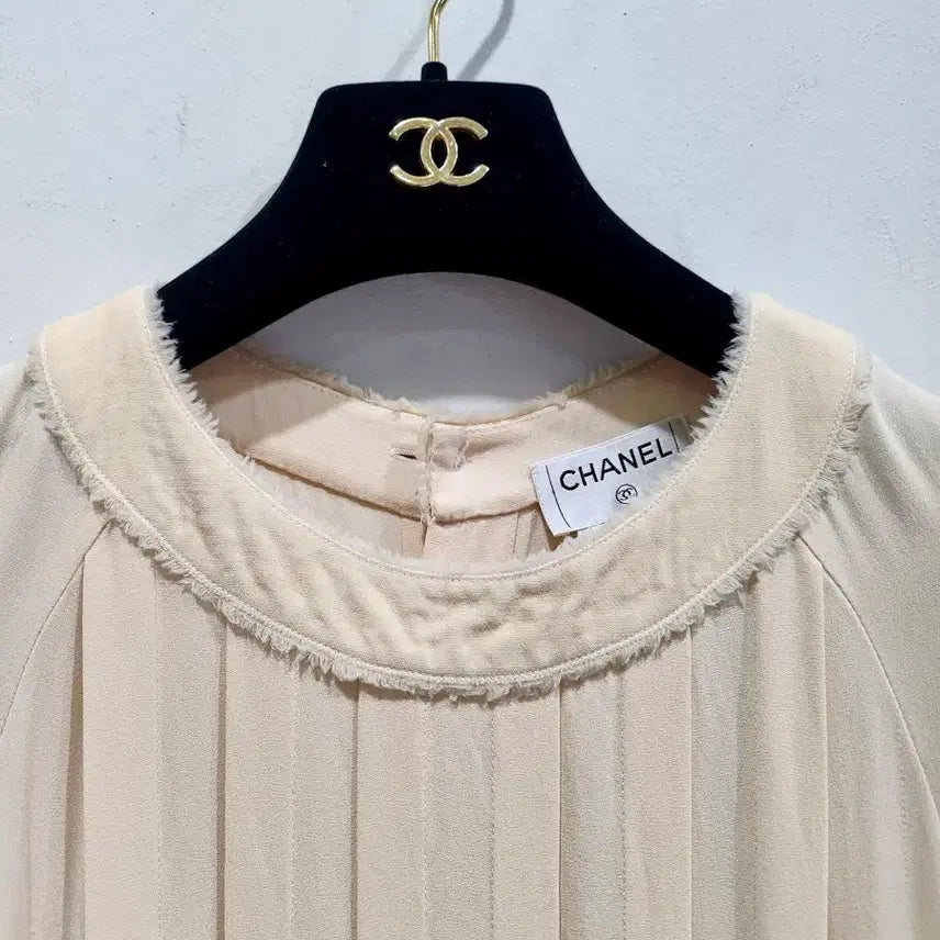 [SOLD OUT] 샤넬 아이보리 플리츠 원피스 34 정품
