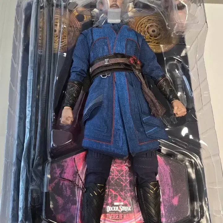 [SOLD OUT] 핫토이 닥터스트레인지 2채 구성 대혼돈의멀티버스