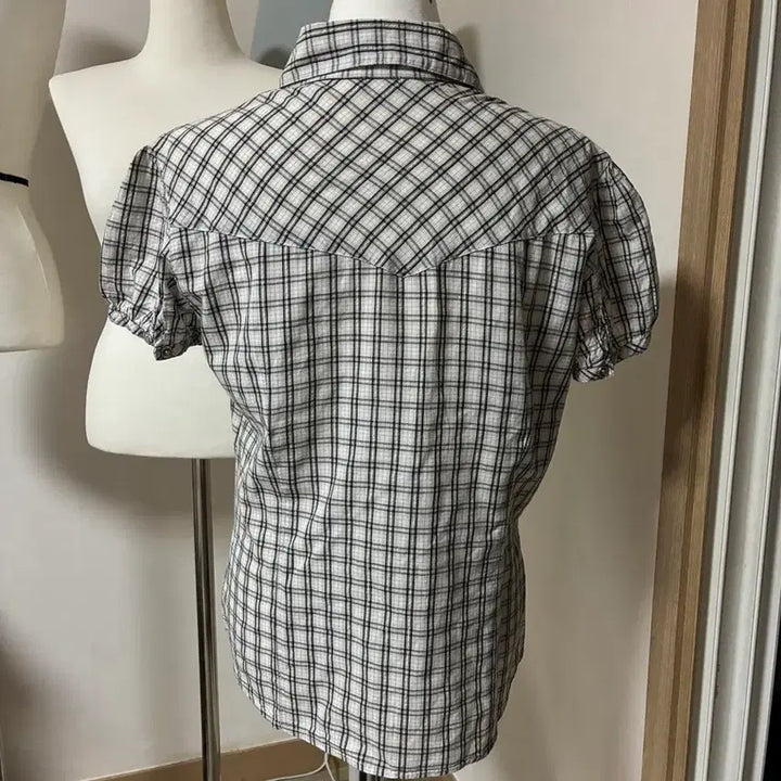 [SOLD OUT] 체크무늬 반팔 셔츠
