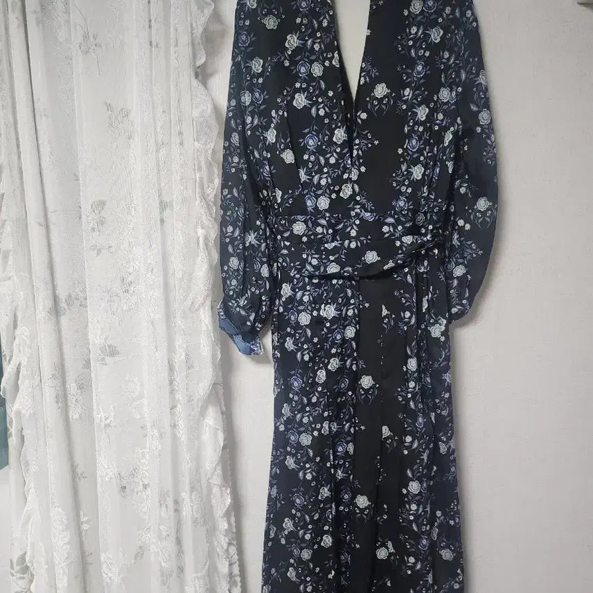 [BUNJANG] Sandro Floral Pattern Long Dress Black / 산드로 플라워 패턴 롱 원피스 블랙