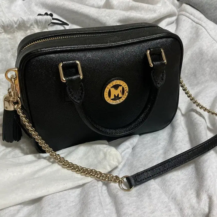 [BUNJANG] Metrocity Black Crossbody/Tote Bag / 정가 49만) 메트로시티 블랙 크로스백 겸 토트백 카메라백(풀박스)