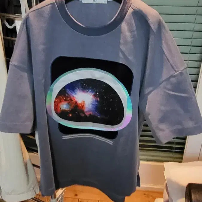 [SOLD OUT] ZIo 송지오 우주 그래픽 반팔 티셔츠