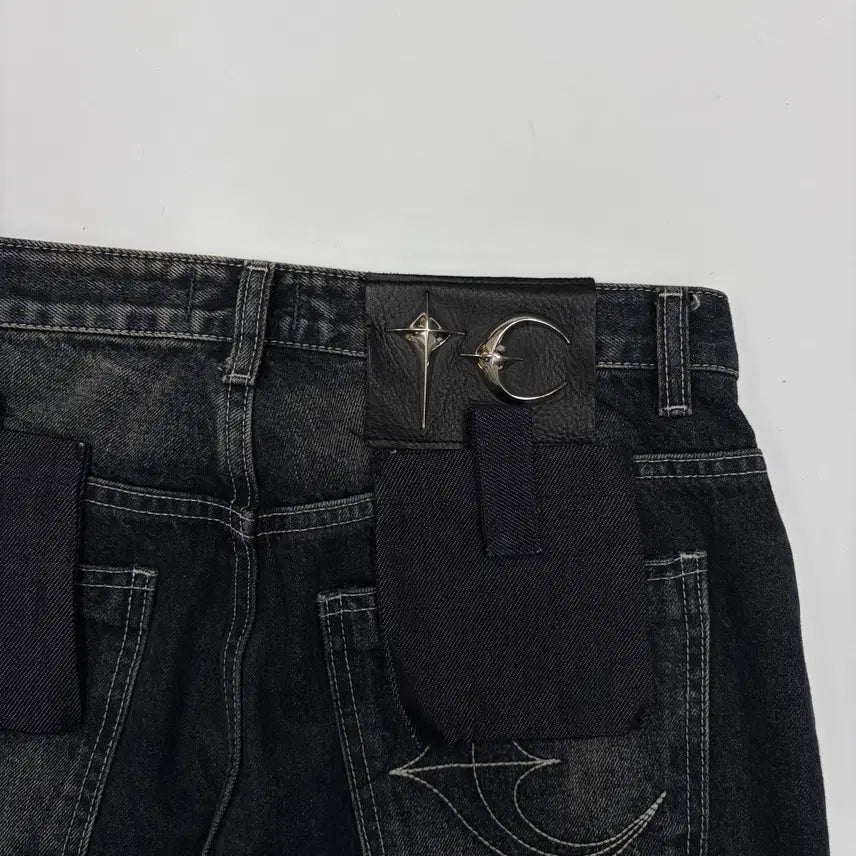 [SOLD OUT] 떠그클럽 트라이벌 데님 팬츠 2