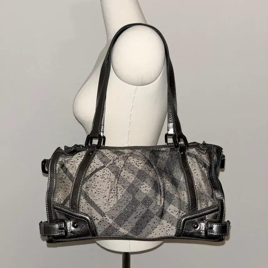 [SOLD OUT] Burberry vintage shoulder bag