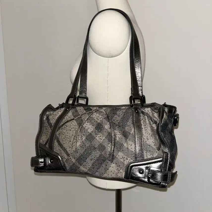 [SOLD OUT] Burberry vintage shoulder bag