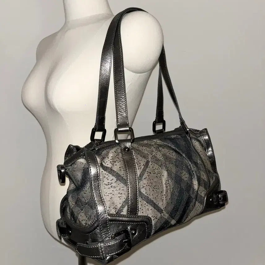 [SOLD OUT] Burberry vintage shoulder bag