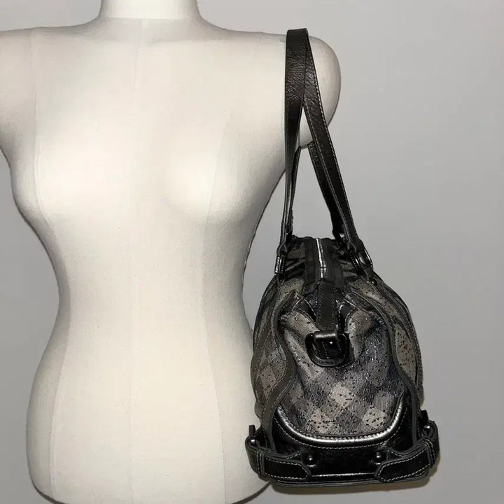 [SOLD OUT] Burberry vintage shoulder bag
