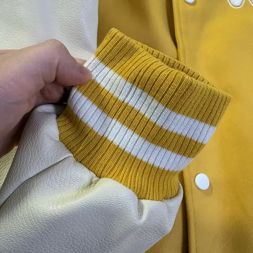 [BUNJANG] Waffle University Mustard Limited Edition Baseball Jacket / 와플대학 잠바 라지 사이즈 머스타드 한정판