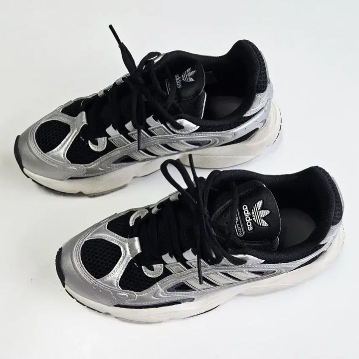 [BUNJANG] Adidas Ozmillar Sneakers / 아디다스 오즈밀러 운동화 255~260mm