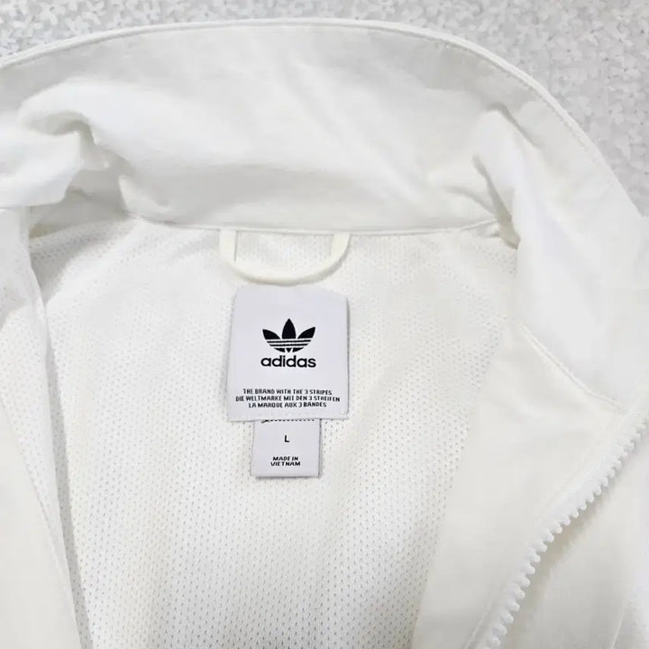 [BUNJANG] Adidas Equipment Bold TT 2.0 Zip-up Jacket (Size L) / 아디다스 이큅먼트 볼드 TT 2.0 집업 자켓 L 사이즈