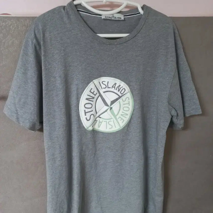 [SOLD OUT] 정품 스톤아일랜드 빅써클 엠보 퍼인드 라운드티 105