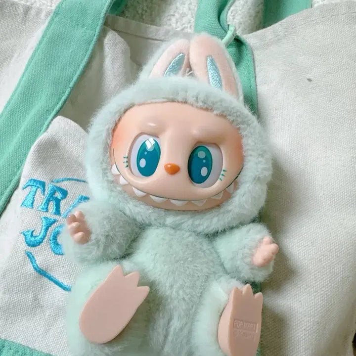 [SOLD OUT] 민트덕후 한정판 트레이더조 민트 미니 에코백 +  라부부 나랑놀자 민트
