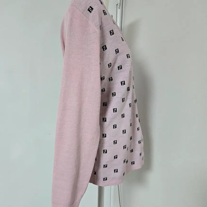 [SOLD OUT] 정품 FENDI 핑크 니트