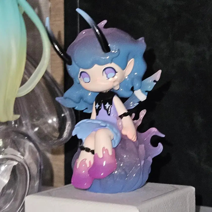 [BUNJANG] Pop Mart Azura Elemental Fire Figure / 팝마트 아주라 원소 불꽃