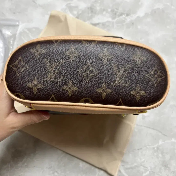 [SOLD OUT] 새상품 미니 백팩 팔아요