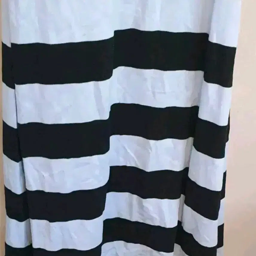[BUNJANG] Lacoste Striped Short-Sleeve Midi Dress Size S / 라코스테 스트라이프 반팔 미디 원피스 S사이즈입니다. 시원해보이는 스트라