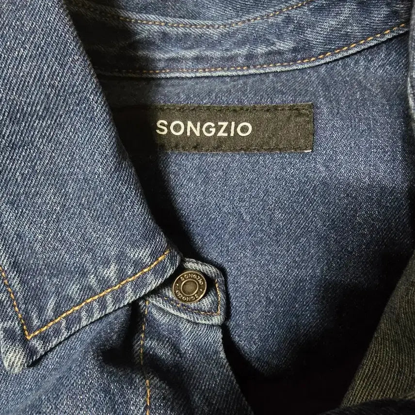 [SOLD OUT] (최종금액,새상품)송지오 어시메트릭 디터쳐블 데님 셔츠자켓 판매