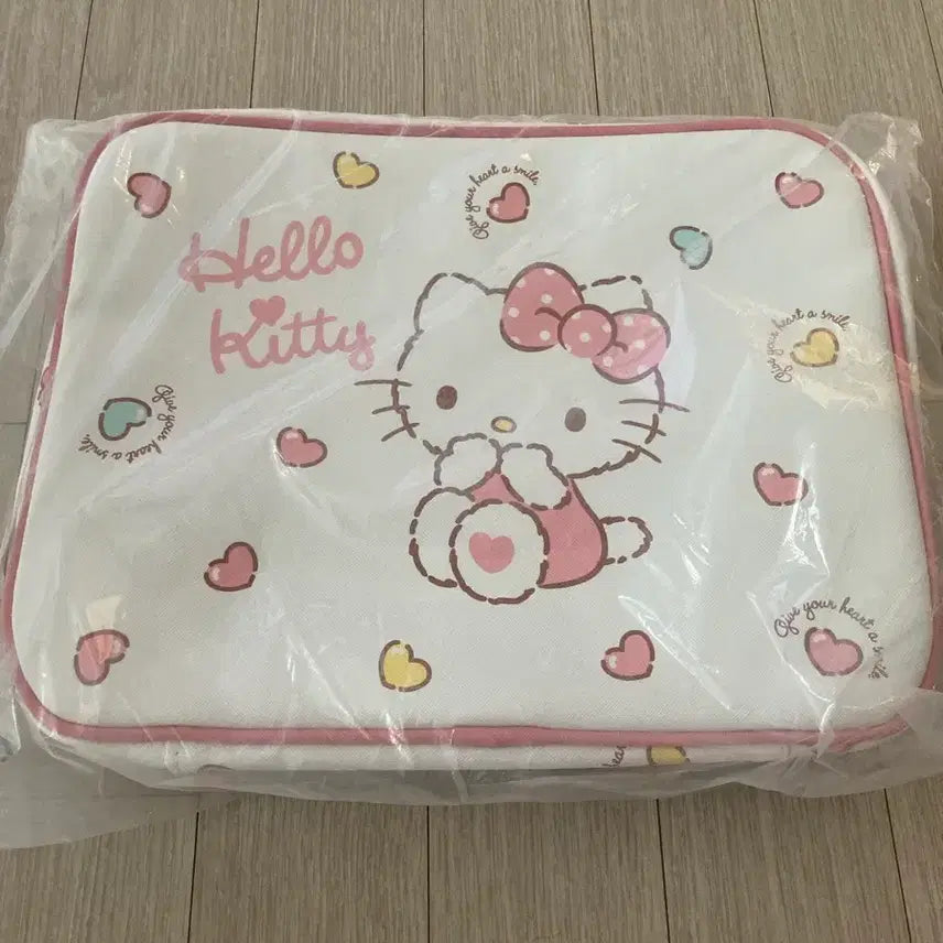 [BUNJANG] Yes24 Hello Kitty Mini Boston Bag / 예스24 yes24 헬로키티 미니 보스턴백