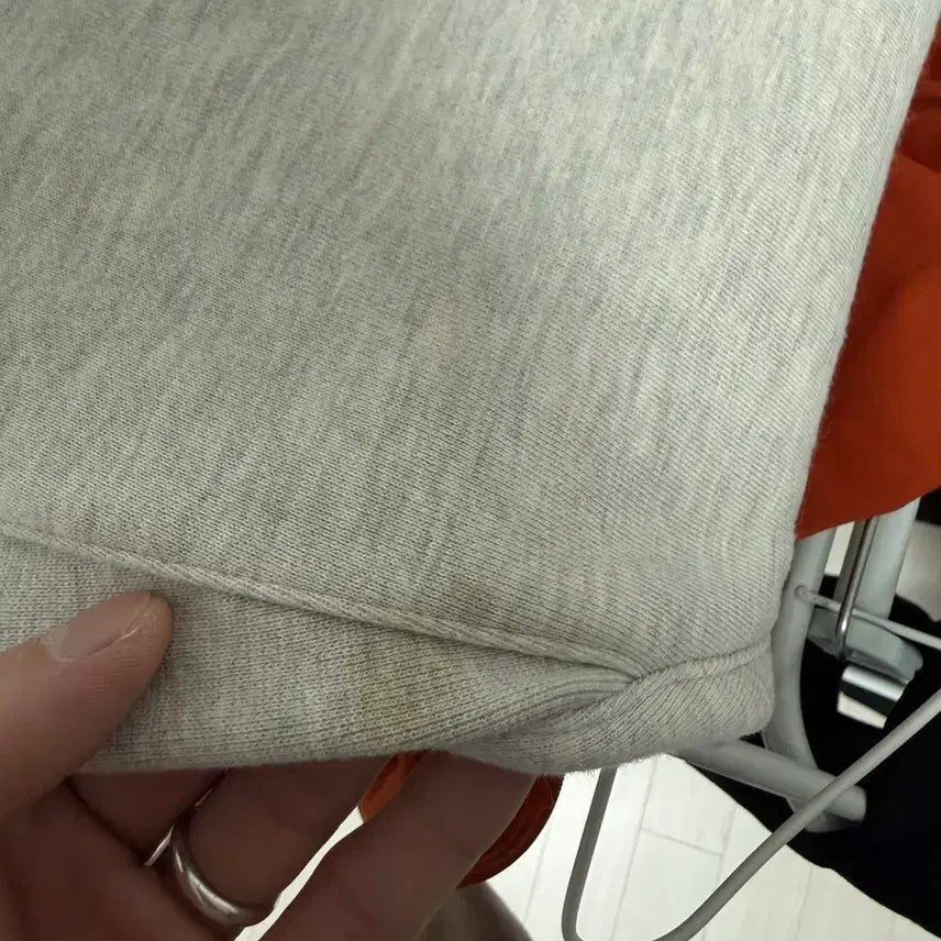 [BUNJANG] Fear of God Essentials Sweat Pants Light Oatmeal / (M)피어오브갓 에센셜 스웨트 팬츠 라이트 오트밀