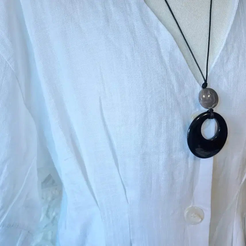 [BUNJANG] White Blouse &amp; Black Long Skirt Set / 화이트 블라우스 + 블랙 롱 스커트 세트(새상품)
