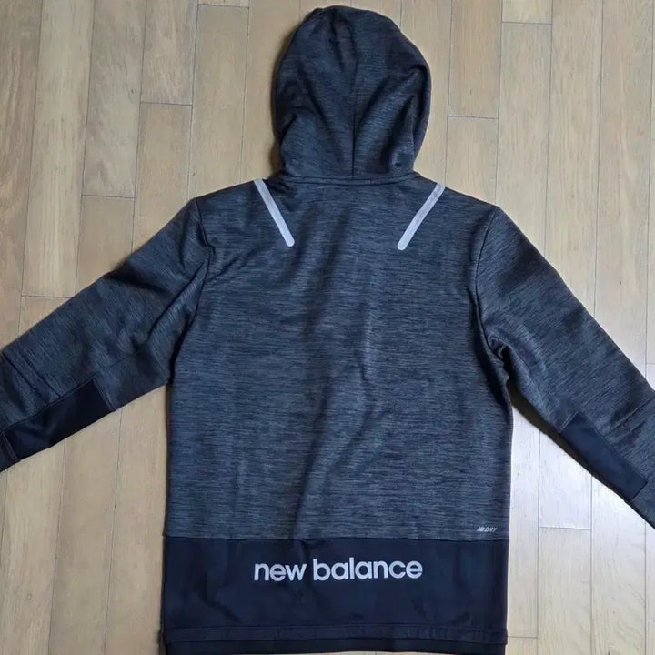 [BUNJANG] New Balance Fleece Lined Hooded Zip-Up Jacket / 뉴발란스 바람막이 기모후드집업 100사이즈 거의새옷