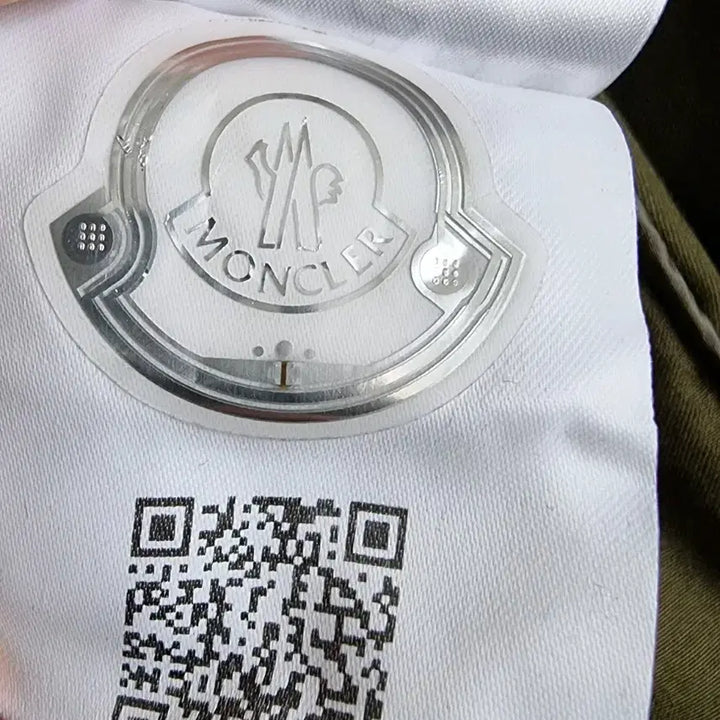 [BUNJANG] Moncler Genius JWANDERSON KYNANCE Parka / 몽클레어 지니어스 JWANDERSON KYNANCE 야상