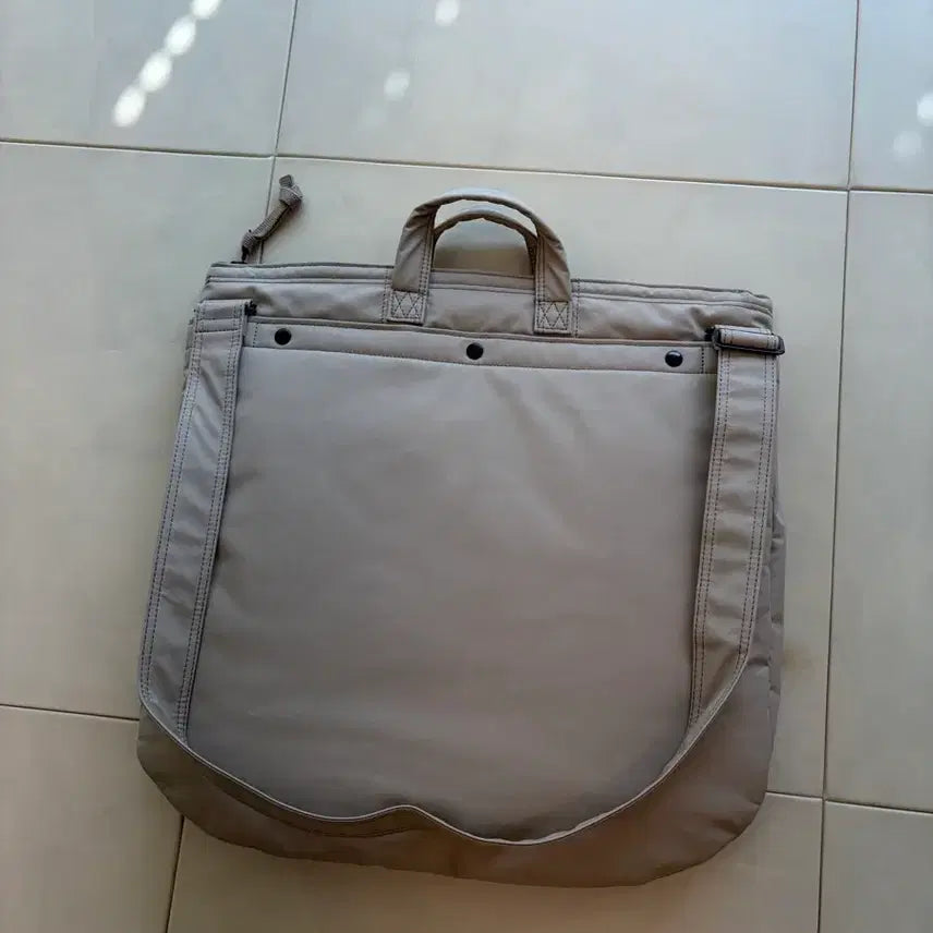 [BUNJANG] 아나토미카 고어텍스 헬멧백 샌드화이트 / 아나토미카 고어텍스 헬멧백 샌드화이트