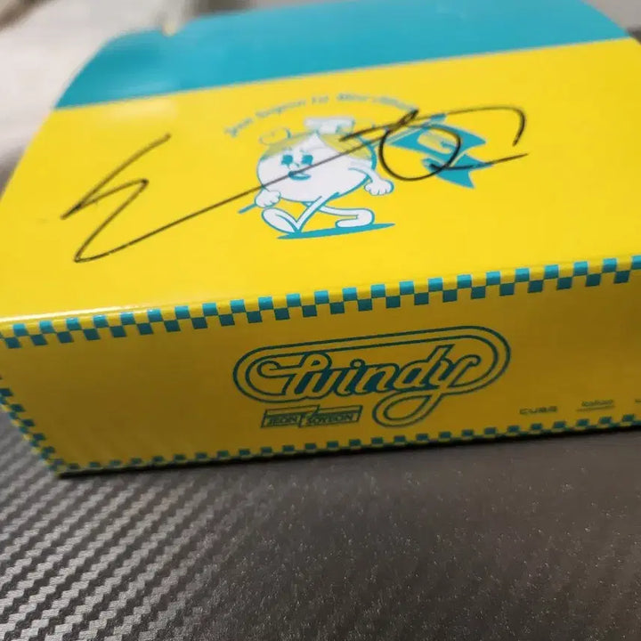 [BUNJANG] (G)I-DLE Jeon Soyeon Windy Signed Album / 여자아이들 전소연 windy 윈디 친필싸인 앨범 새상품 급처 팝니다