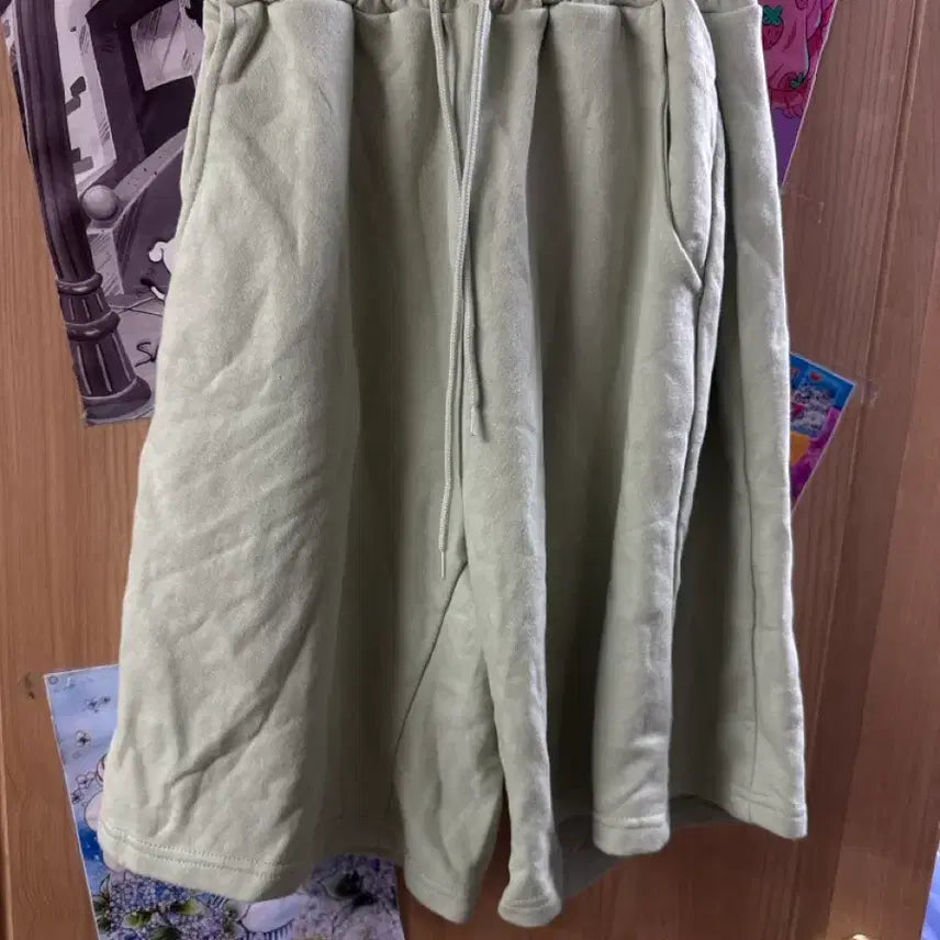 [SOLD OUT] 라임 버뮤다팬츠