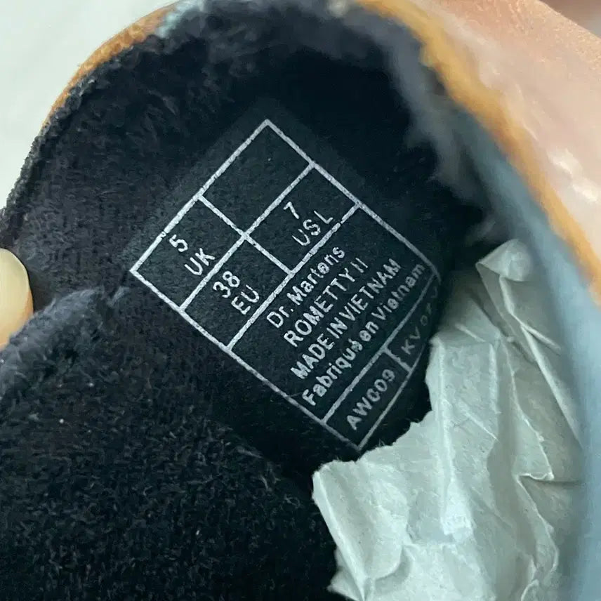[BUNJANG] Dr. Martens Romety Chelsea Boots / 닥터마틴 첼시부츠 로메티 38