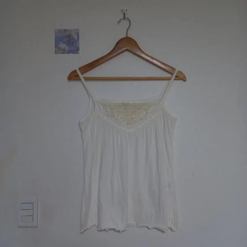 [BUNJANG] Vintage Lace Cami Top / 빈티지 레이스 끈나시