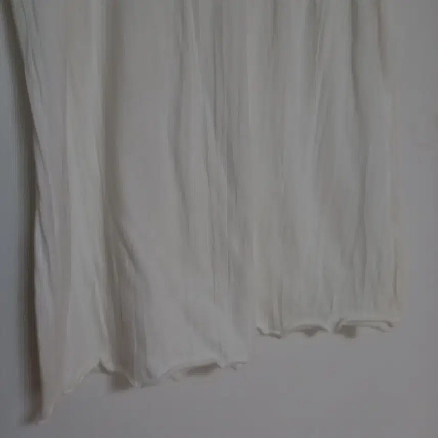 [BUNJANG] Vintage Lace Cami Top / 빈티지 레이스 끈나시