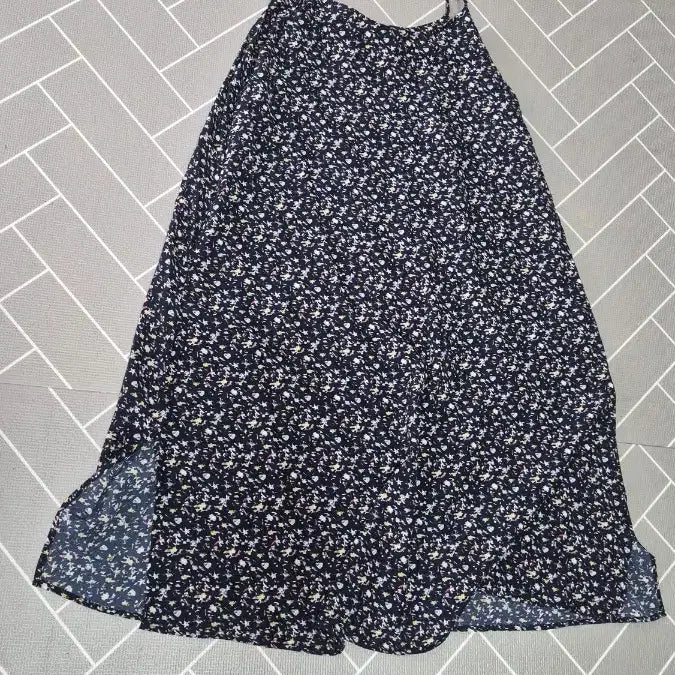 [BUNJANG] Floral Print Long Slip Dress / 잔꽃무늬 롱 슬립 원피스