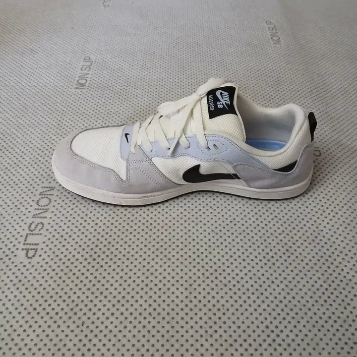 [BUNJANG] Nike SB Alleyoop Black White Sneakers / 나이키 SB 알리웁 블랙 화이트