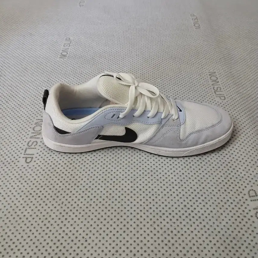 [BUNJANG] Nike SB Alleyoop Black White Sneakers / 나이키 SB 알리웁 블랙 화이트