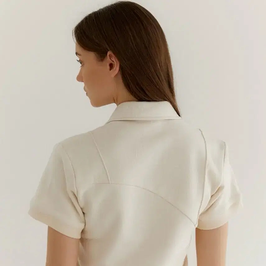 [BUNJANG] MOSSENTIC Pintuck Collar Sweat T-shirt Ivory / 새상품) 모센틱 핀턱 카라 스웻 티셔츠 아이보리 반팔