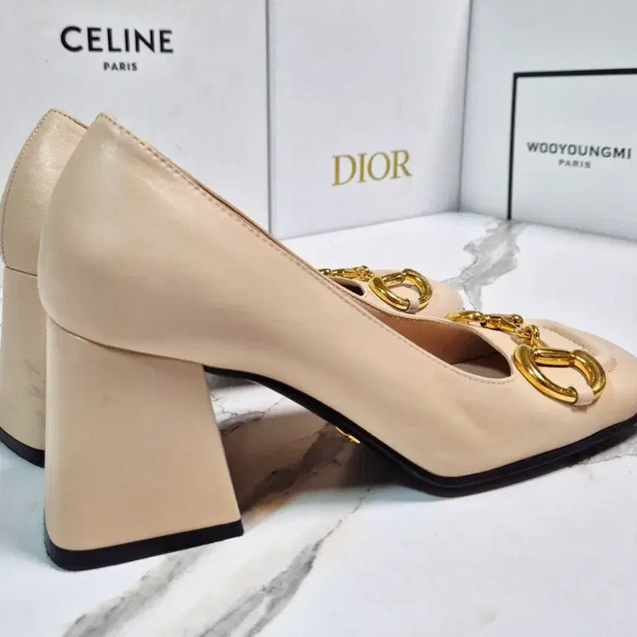 [BUNJANG] Gucci Horsebit Leather Pumps Mid-Heel Shoes / (정품) 구찌 홀스빗 레더 펌프스 미들힐 구두 35.5