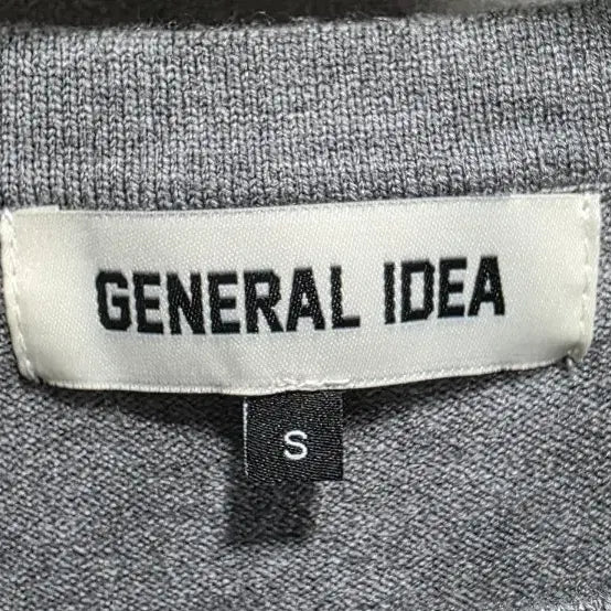 [SOLD OUT] GENERAL IDEA, 모달혼방  골드메탈로고 니트, 거의 새상품