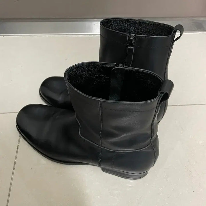 [BUNJANG] Polytelu Leather Boots (Semi-Matte) - Size 1 / 폴리테루 레더 부츠 반무광 1 사이즈