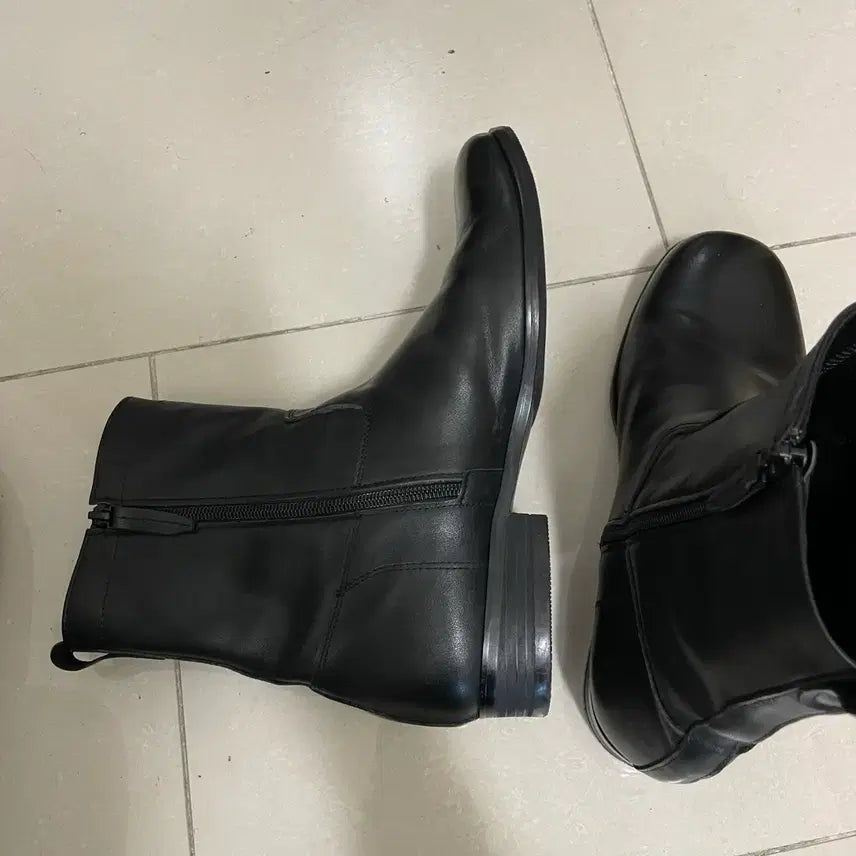 [BUNJANG] Polytelu Leather Boots (Semi-Matte) - Size 1 / 폴리테루 레더 부츠 반무광 1 사이즈