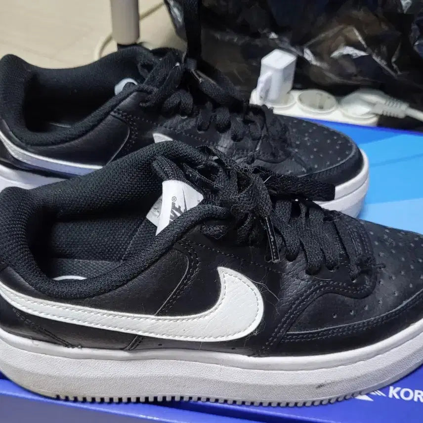 [BUNJANG] Nike Court Vision Alta Black Sneakers / 나이키 코트 비전 알타 블랙 250 상태매우좋음